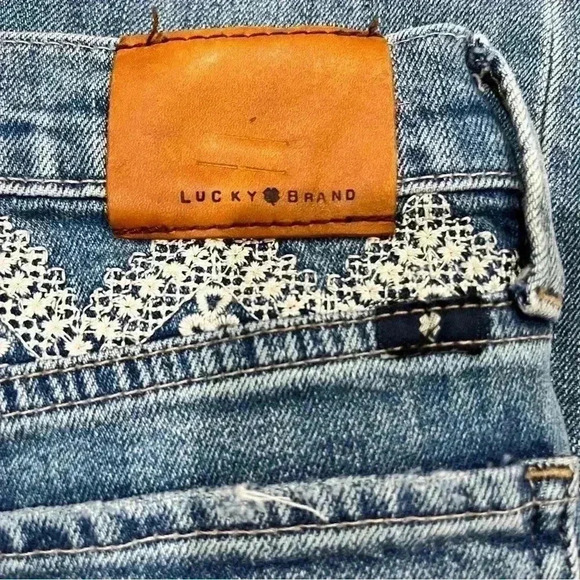 Lucky Brand 1990 Orta Premium Lace embroidered Sweet Crop Jeans - Picture 10 of 11